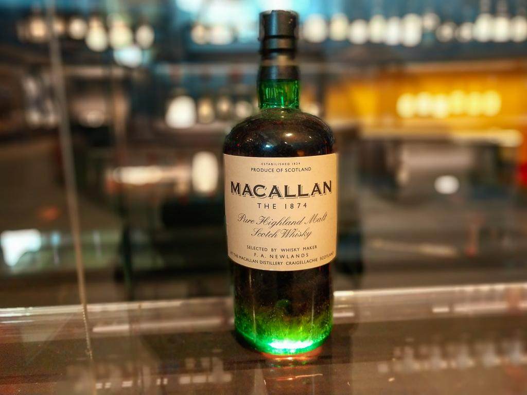 aberlour the macallan distillery 06 historic 1874 bottle