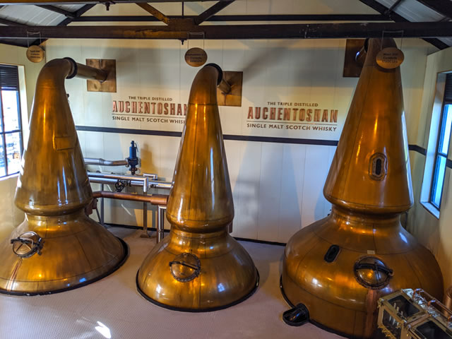 Auchentoshan Distillery