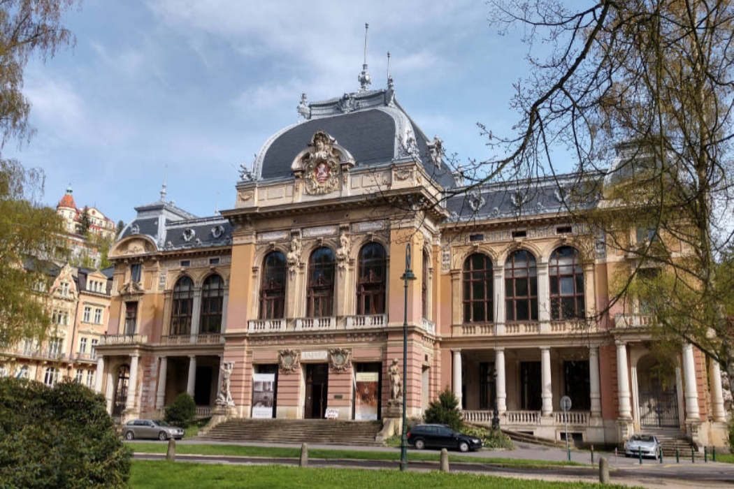 czech republic karlovy vary kaiserbad spa exterior