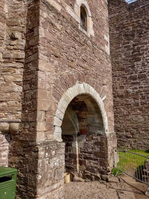 doune castle 02 entrance way